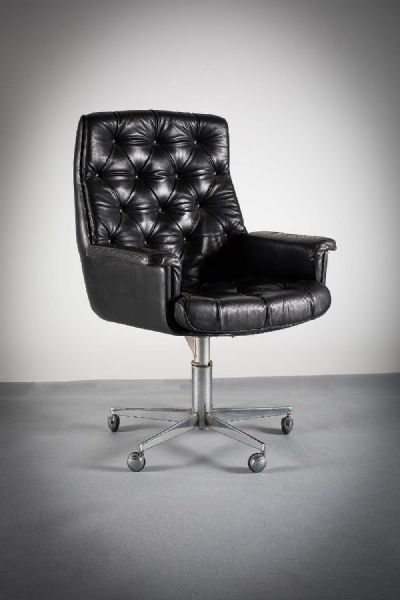 1960s EXECUTIVE CHAIR at deVeres Auctions
