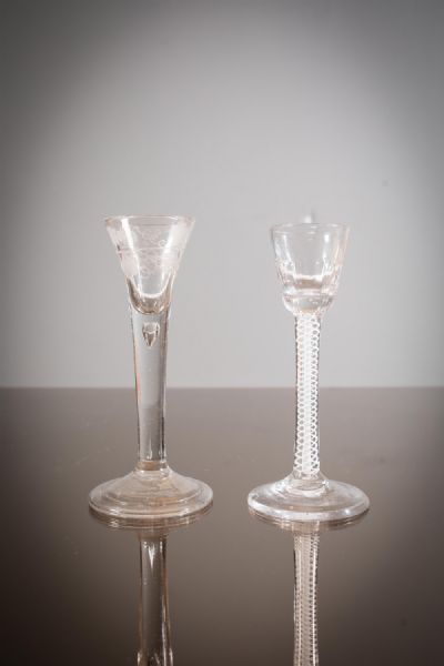 AN OLD ENGLISH TEAR DROP GLASS, PROPABLY 18th CENTURY at deVeres Auctions
