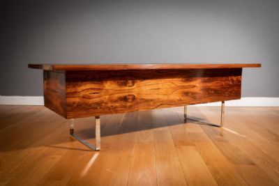 A FINE ROSEWOOD EXECUTIVES DESK, by HEAL OF LONDON  at deVeres Auctions