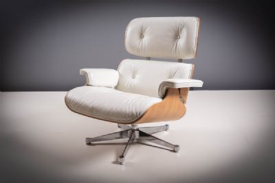A 670 LOUNGE CHAIR by CHARLES AND RAY EAMES sold for €4,800 at deVeres Auctions